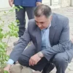 کاشت نهال توسط مدیرکل و کارکنان امور مدارس در مجتمع مدارس سما دانشگاه آزاد اسلامی واحد مراغه به مناسبت گرامیداشت روز معلم